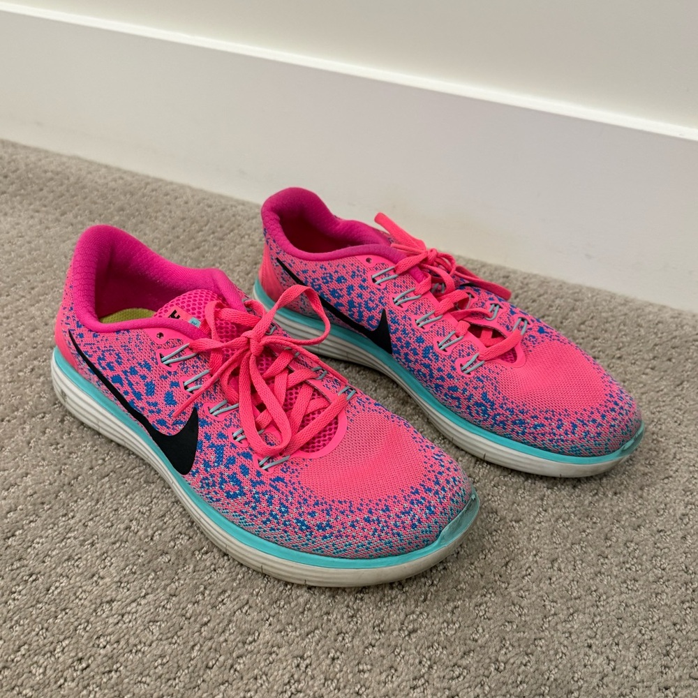 Nike Free RN distance Bright Pink/Blue sneakers size 9